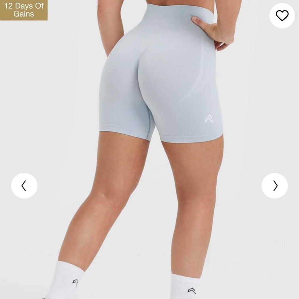 NWT Oner Active EFFORTLESS SEAMLESS SHORTS Ice Blue S KNITTED LOGO